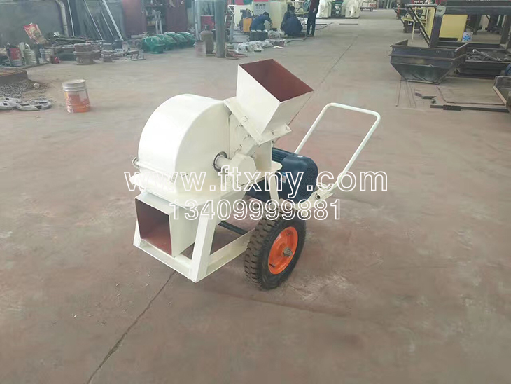 移動(dòng)式木屑機(jī) 移動(dòng)式木屑機(jī)